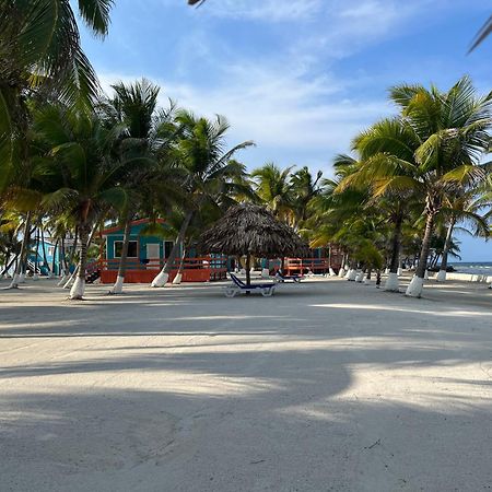 Blue Marlin Beach Resort Dangriga Zewnętrze zdjęcie