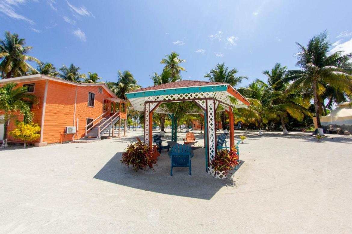 Blue Marlin Beach Resort Dangriga Zewnętrze zdjęcie