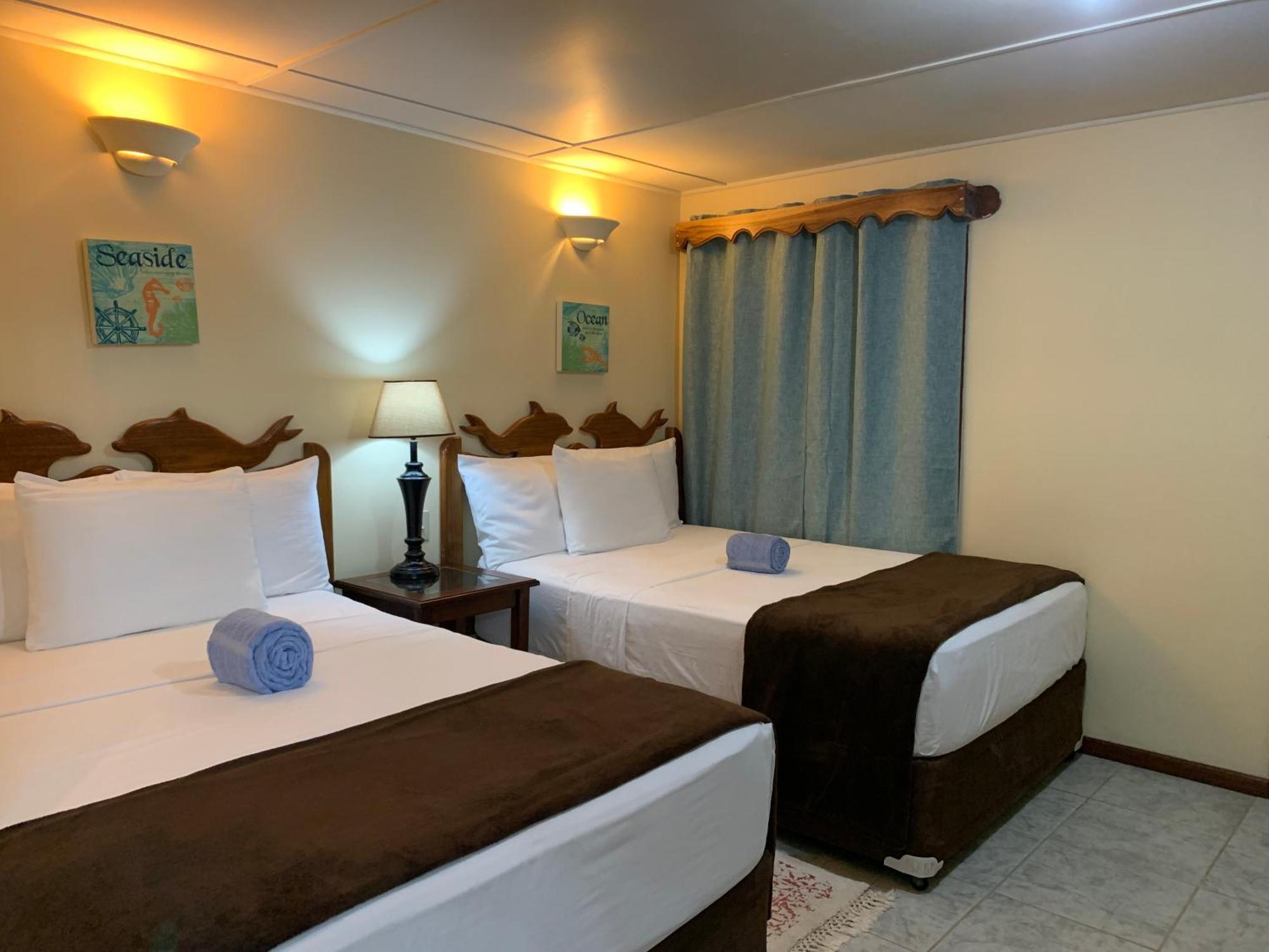 Blue Marlin Beach Resort Dangriga Zewnętrze zdjęcie